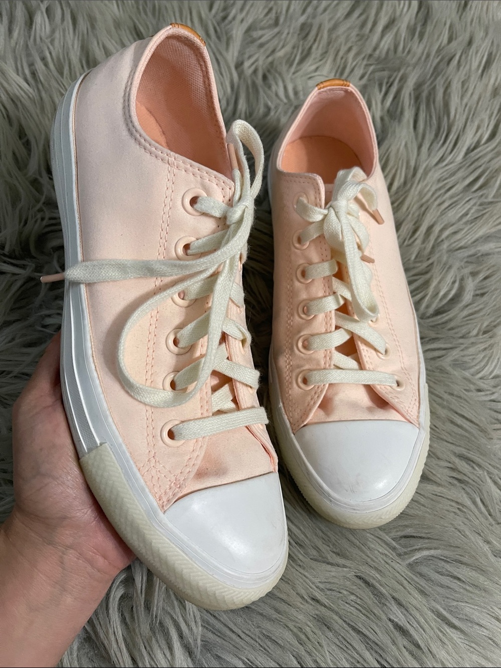 Converse Low-Top Sneakers in Light peach orange and White
